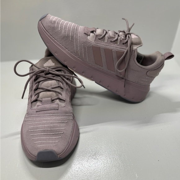 Adidas Swift Run 23 Women’s US 11 Lavender Knit Athletic Sneakers EU 44 - Picture 5 of 9